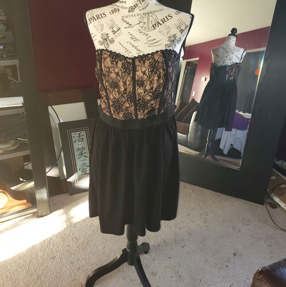 Junior Plus Sz Lace Skater Dress